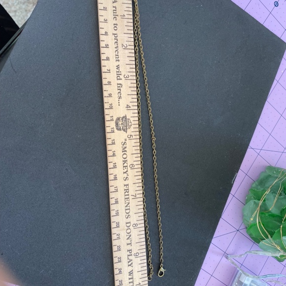 Sea shell necklace with palm tree charm.   10" chain. - Picture 3 of 3